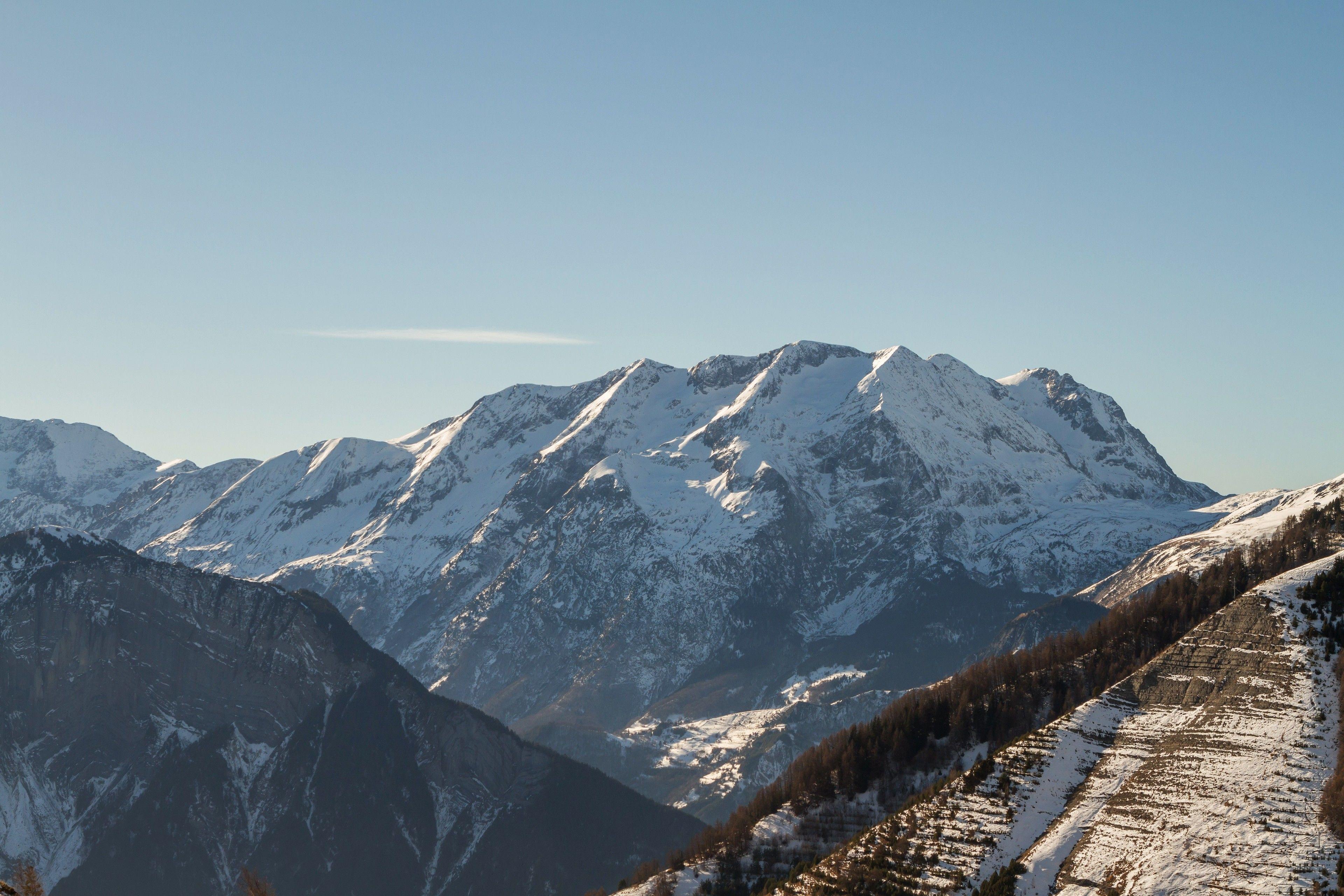 Royal Ours Blanc Boutique Hotel & Spa Alpe d'Huez Exterior photo
