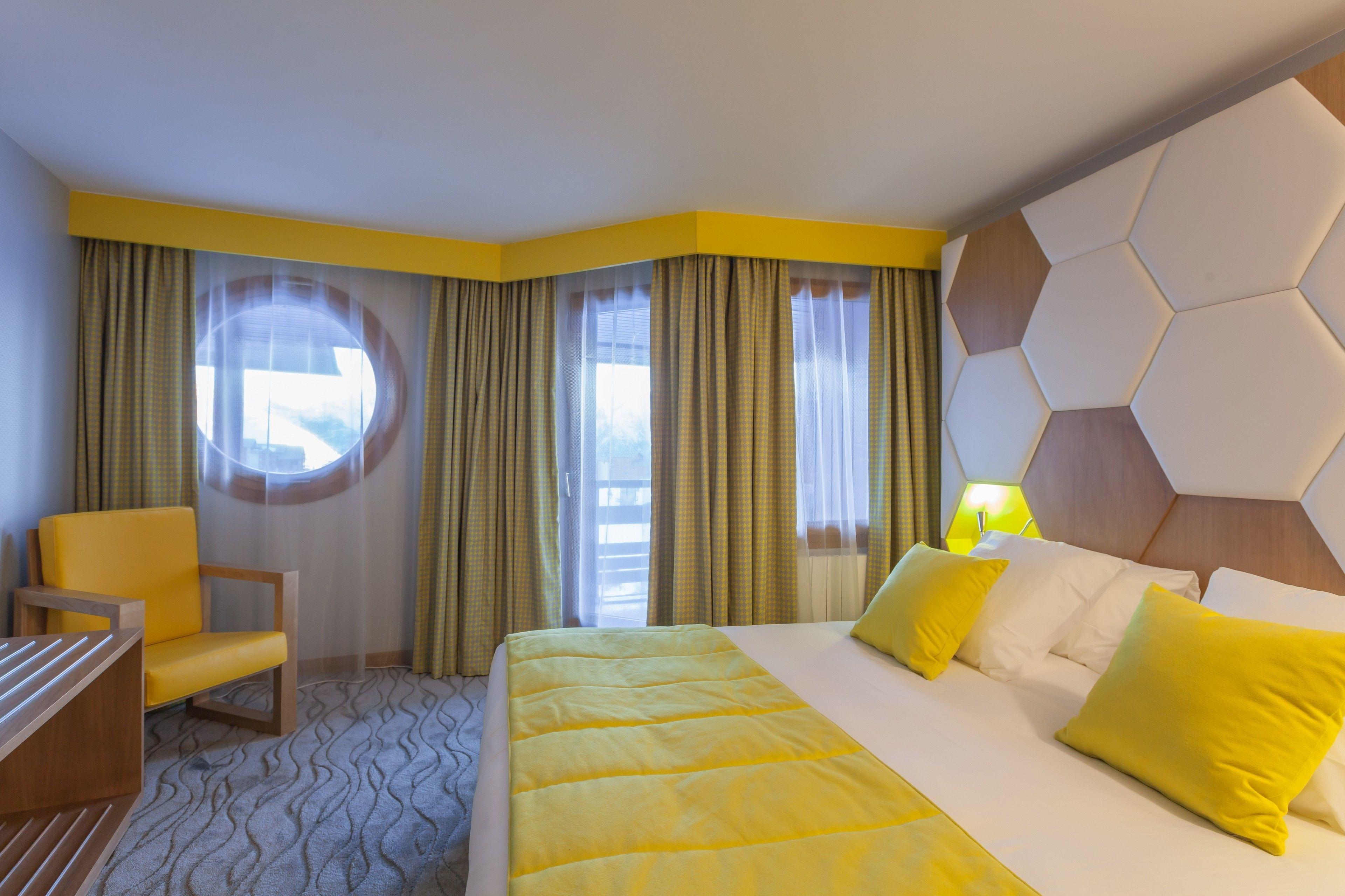 Royal Ours Blanc Boutique Hotel & Spa Alpe d'Huez Exterior photo