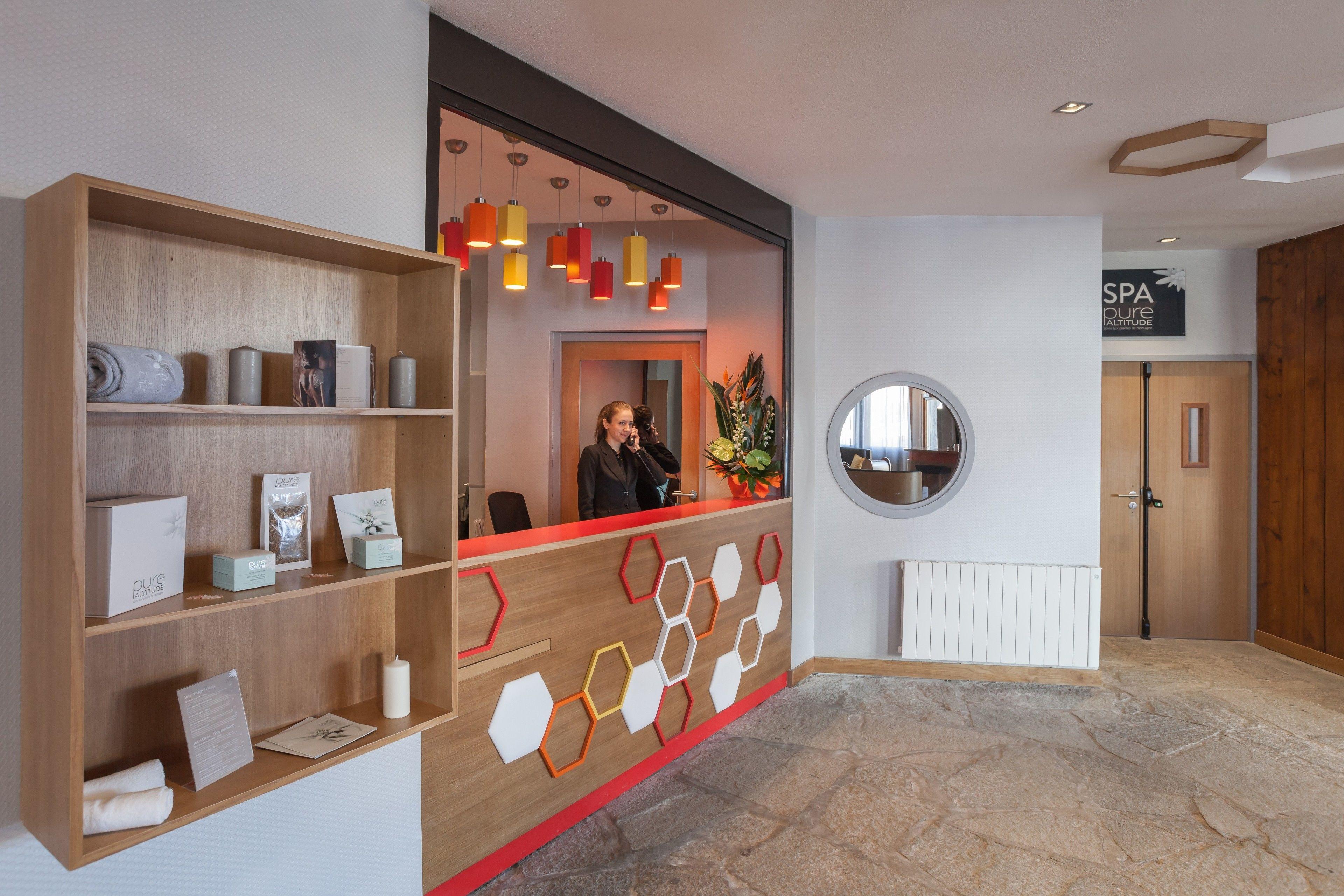 Royal Ours Blanc Boutique Hotel & Spa Alpe d'Huez Exterior photo